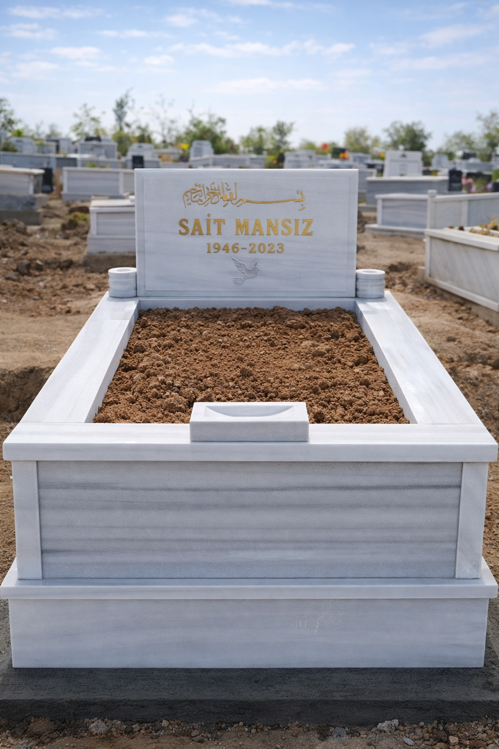 Özel baş taşlı mezar modeli