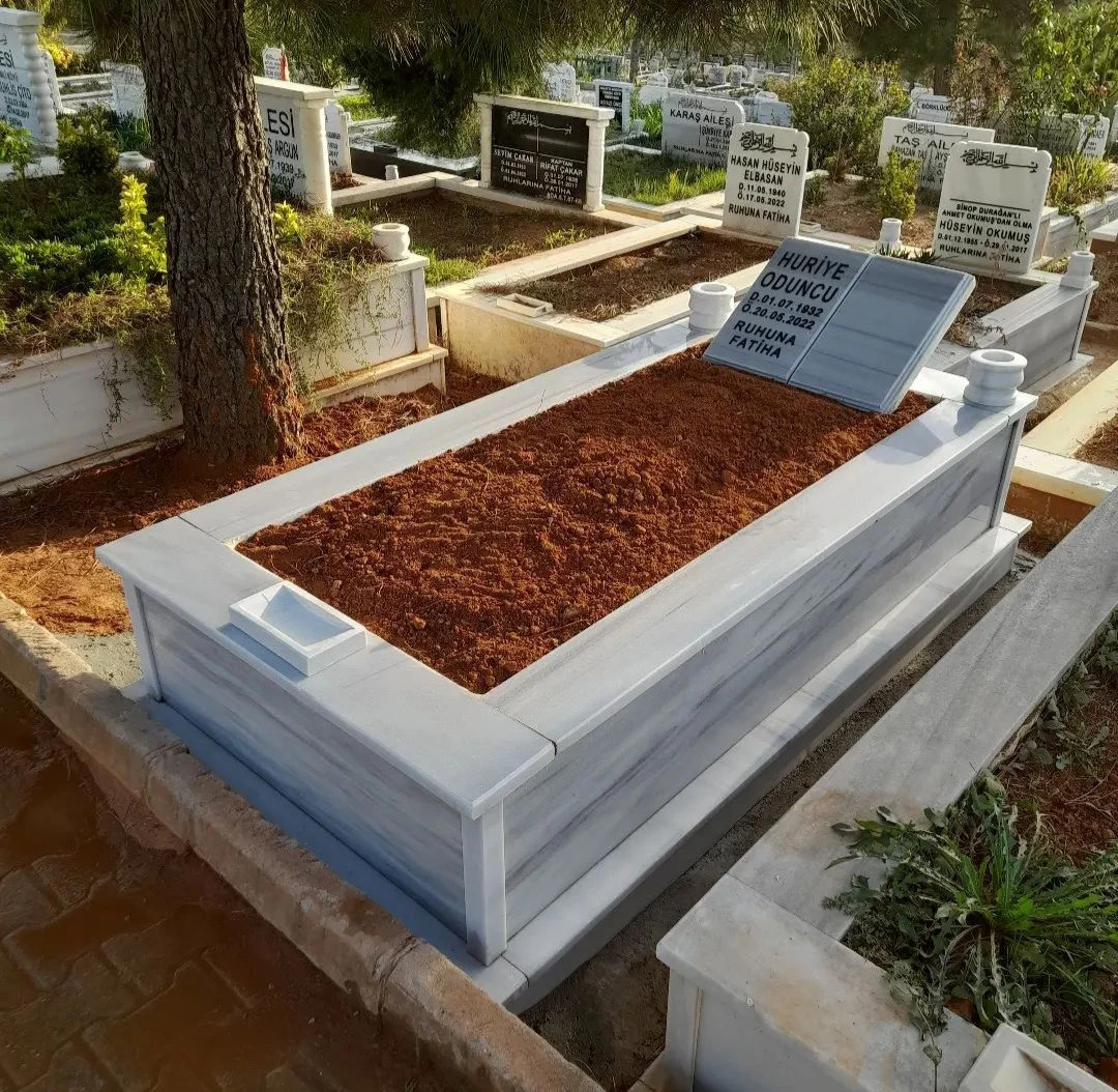 Tek kişilik siyah granit mezar modeli